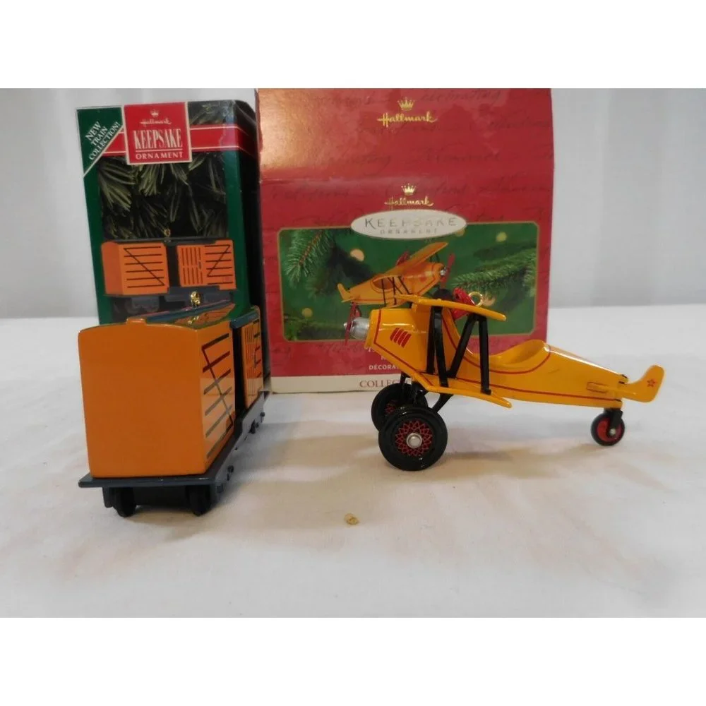 Hallmark Keepsake Ornament 1930 Custom Biplane Kiddie‎ Car Classics 2001 + Stock